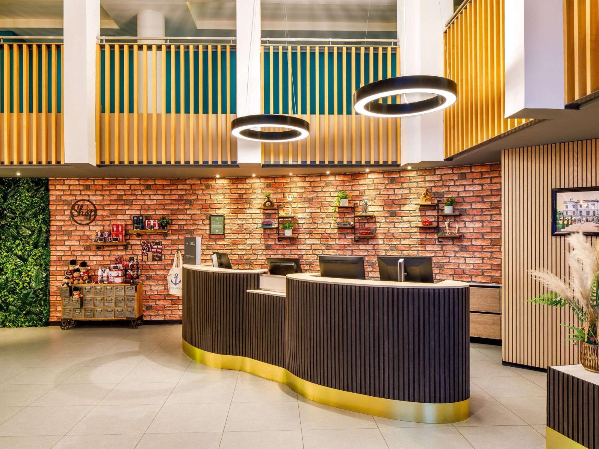 Novotel London Greenwich Eksteriør billede