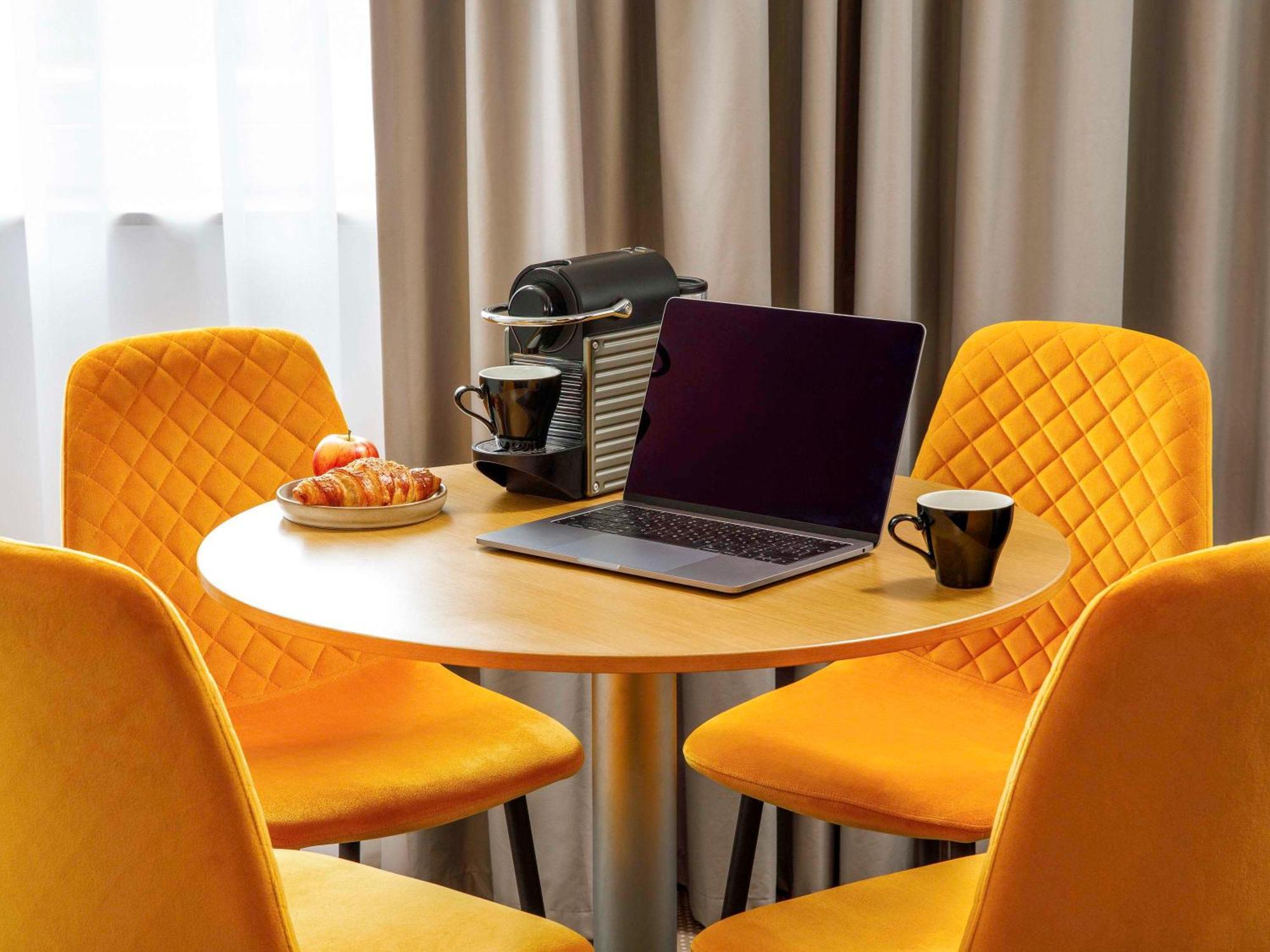Novotel London Greenwich Eksteriør billede