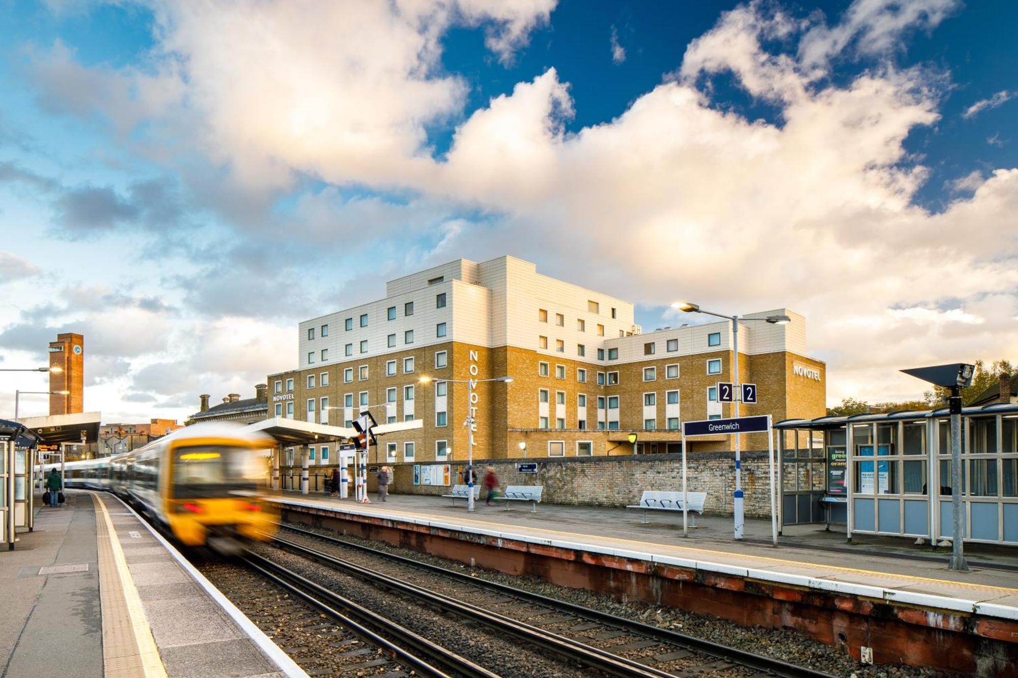 Novotel London Greenwich Eksteriør billede